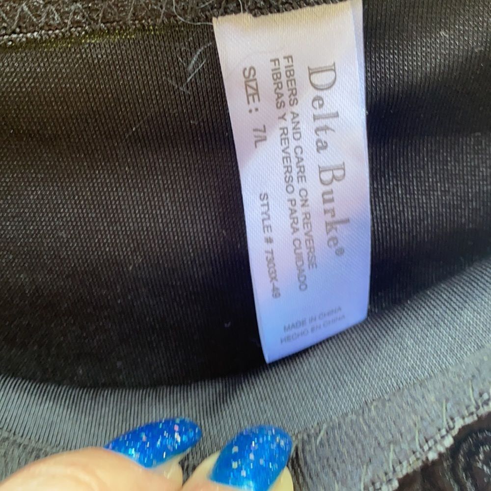 Delta Burke panties sz. 7/L NWT - Picture 2 of 2
